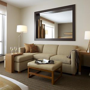 Deluxe King Room Sofa Bed